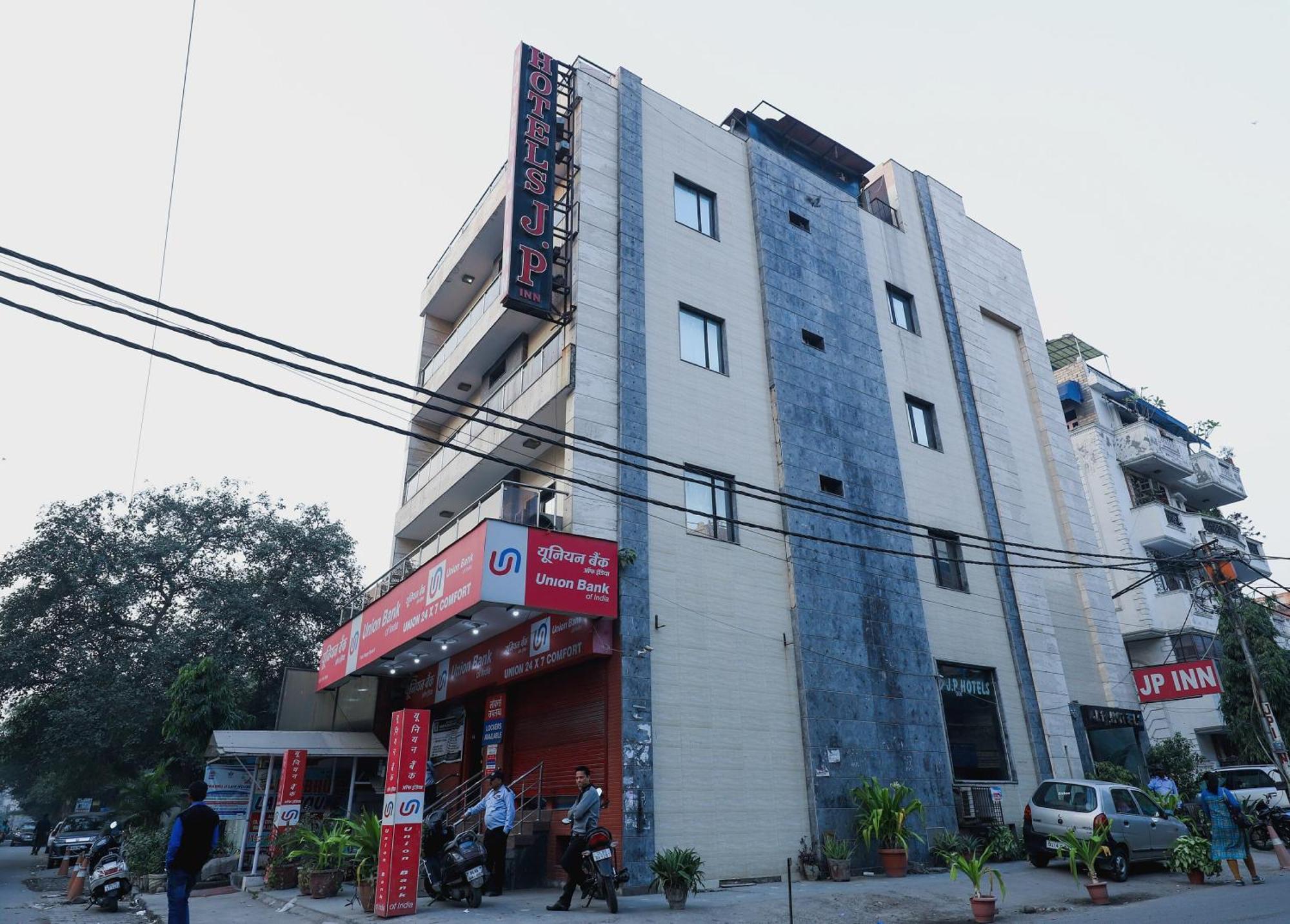 Hotel O J P Inn Near Patel Nagar Metro Station New Delhi Ngoại thất bức ảnh